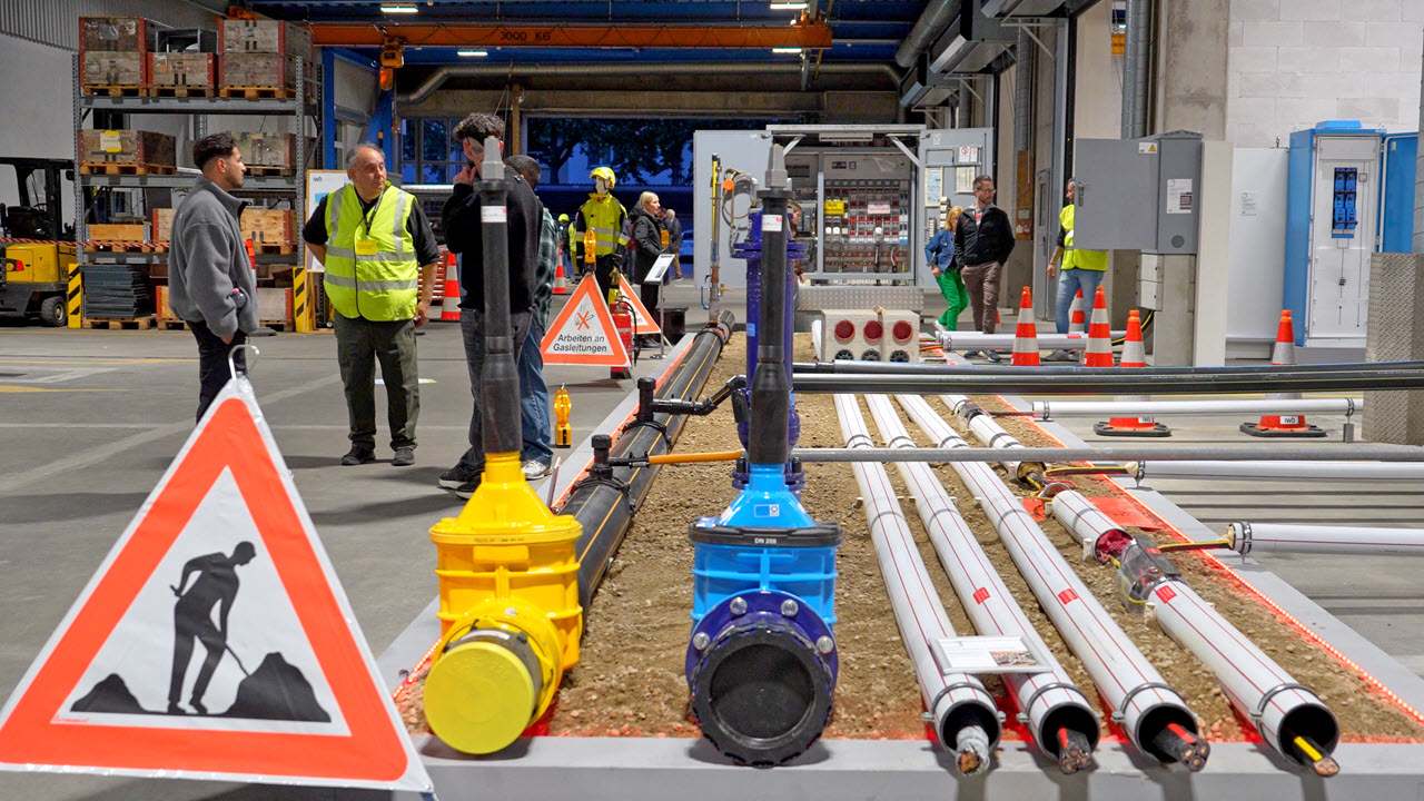 Netze unter Basels Strassen - bei IWB an der Industrienacht offen sichtbar