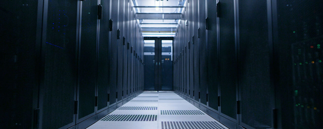 datacenter-basel-iwb-rack