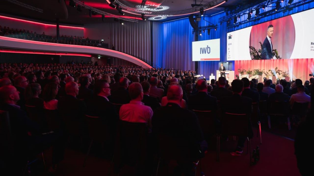 Kursaal Arena Bern während des Prix SVC 2025