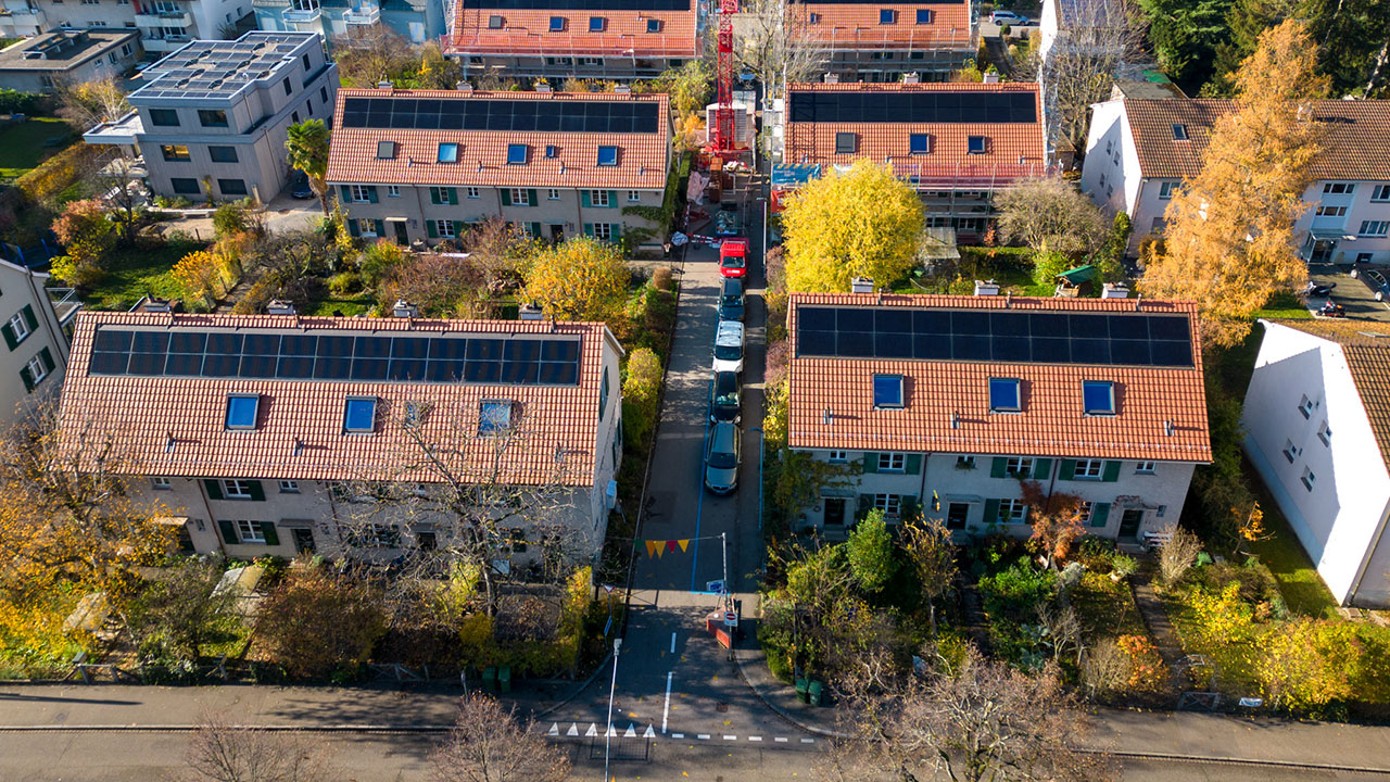 Mehrfamilienhäuser mit Photovoltaik auf dem Dach